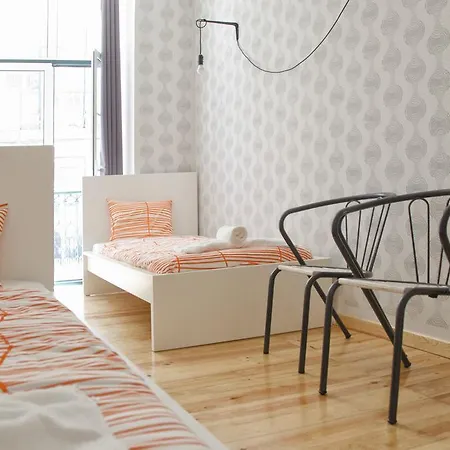 Πανσιόν Feel *